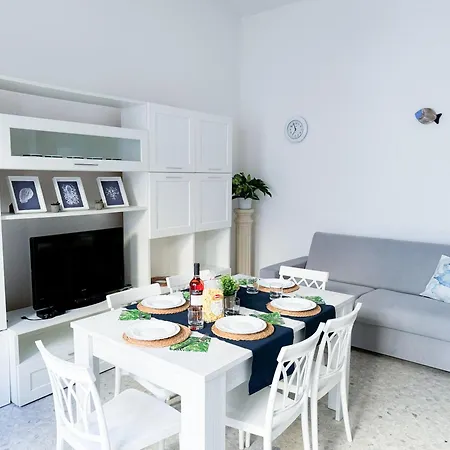 Gianlu House 아파트